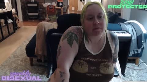 sparklybisexual online show from 11.19.25