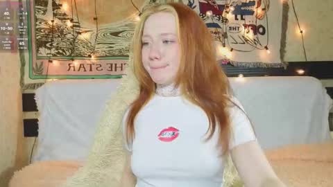 Snapshot of sparky_fox chatting on 03.22.26 Nika online show from 03.22.26
