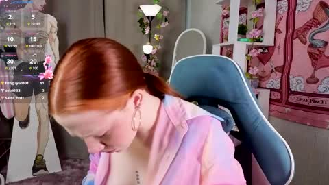 Snapshot of sparky_fox chatting on 04.21.26 Nika online show from 04.21.26