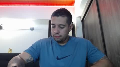 Snapshot of spartacus_cam chatting on 05.05.26 online show from 05.05.26
