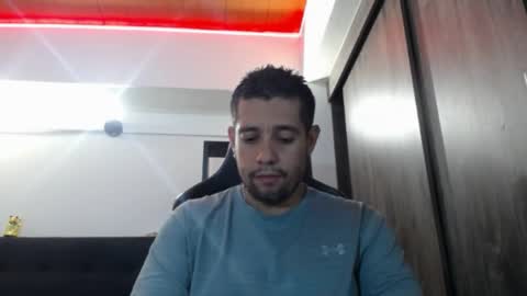 Snapshot of spartacus_cam chatting on 06.05.26 online show from 06.05.26