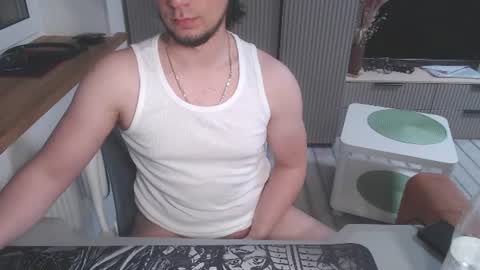 Snapshot of spb78 chatting on 06.15.26 Art online show from 06.15.26