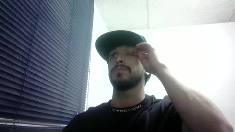 Snapshot of sperm_donor94 chatting on 02.28.25 sperm_donor94 online show from 02.28.25