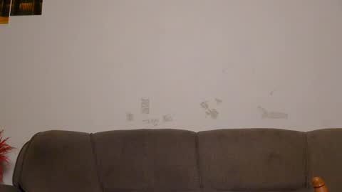 Snapshot of spicy_angels chatting on 06.25.26 Quinter Cheeky online show from 06.25.26