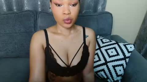 Spicy kerrine online show from 04.03.26