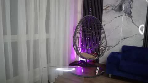 Snapshot of spicy_maple chatting on 11.25.25 Spicy Maple online show from 11.25.25