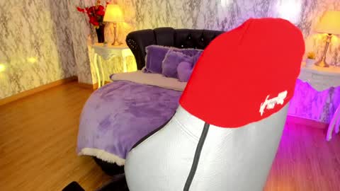 Snapshot of spicyamelia chatting on 01.28.25 Amelia GTM-5 817 IG Spicychoco am online show from 01.28.25