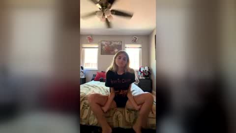 Snapshot of spicydiamond23 chatting on 06.25.26 spicydiamond23 online show from 06.25.26