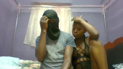 Snapshot of spicyit2 chatting on 12.19.25 Ebony Spicy online show from 12.19.25