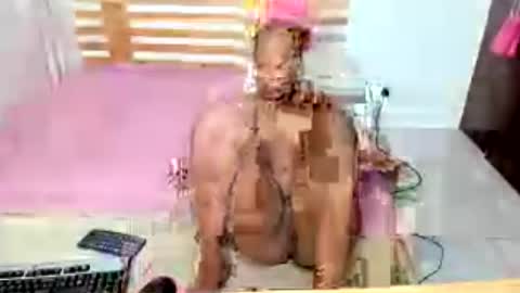 Snapshot of spicyshante chatting on 05.17.26 Shante online show from 05.17.26