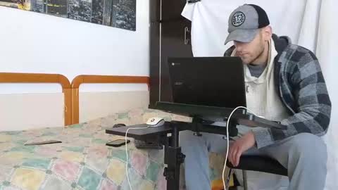 Marco. When Im offline you can view premium content in bio online show from 02.17.25