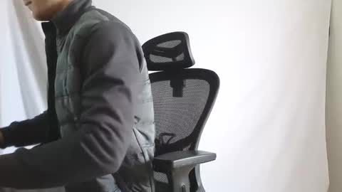 Marco. When Im offline you can view premium content in bio online show from 04.03.26