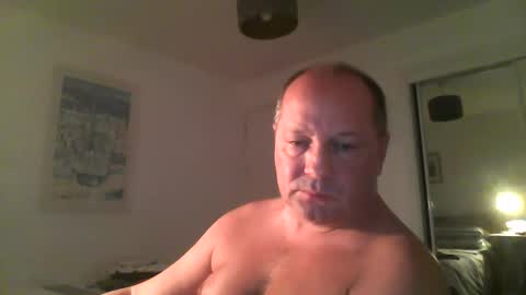 Snapshot of spidey1051a chatting on 02.11.25 spidey1051a online show from 02.11.25