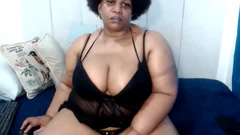 Snapshot of splendidtalitha chatting on 03.09.26 SplendidTalitha online show from 03.09.26