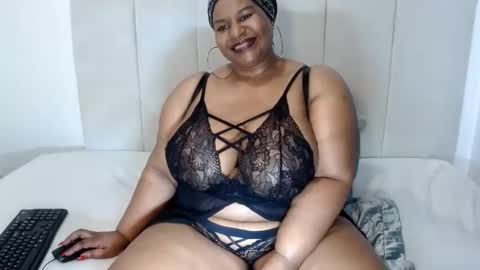 Snapshot of splendidtalitha chatting on 04.11.26 SplendidTalitha online show from 04.11.26