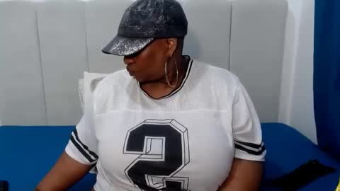 Snapshot of splendidtalitha chatting on 04.17.26 SplendidTalitha online show from 04.17.26
