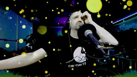 Snapshot of splivke chatting on 04.11.26 Splivke online show from 04.11.26