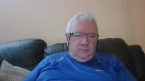 Snapshot of springtine chatting on 05.16.26 springtine online show from 05.16.26