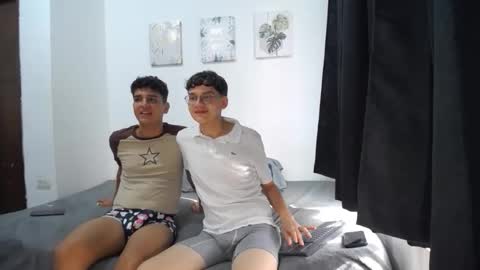 Snapshot of spritzboys chatting on 10.20.25 spritzboys online show from 10.20.25