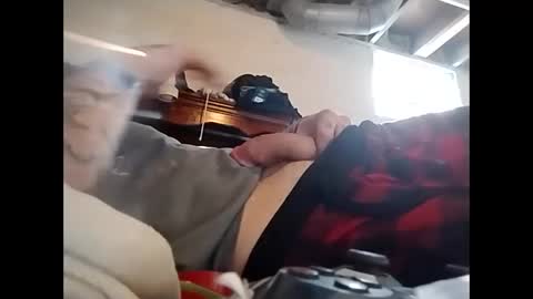 Snapshot of spundaddyandprincess chatting on 12.08.24 spundaddyandprincess online show from 12.08.24