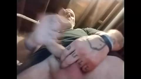 Snapshot of spundaddyandprincess chatting on 12.17.24 spundaddyandprincess online show from 12.17.24