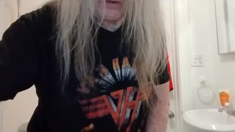 Snapshot of spunslut212 chatting on 07.04.26 spunslut212 online show from 07.04.26