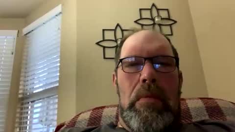 Snapshot of squirreldiamond chatting on 03.30.26 squirreldiamond online show from 03.30.26