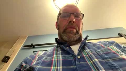 Snapshot of squirreldiamond chatting on 05.29.26 squirreldiamond online show from 05.29.26