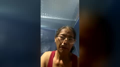 Snapshot of squirt0120 chatting on 06.09.26 squirt0120 online show from 06.09.26
