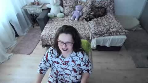 Kim online show from 10.16.25