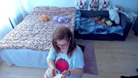 Kim online show from 12.18.25