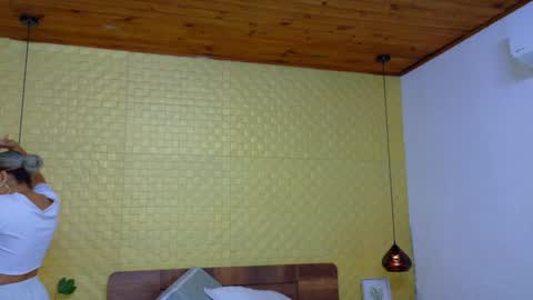 Snapshot of squirter_girl69 chatting on 02.06.25 squirter_girl69 online show from 02.06.25