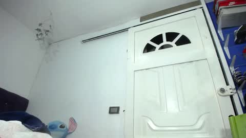 Snapshot of squirter_girl69 chatting on 04.29.26 squirter_girl69 online show from 04.29.26