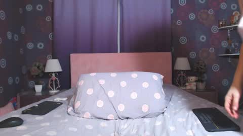 Snapshot of squirtyjess chatting on 03.28.26 just Jess online show from 03.28.26