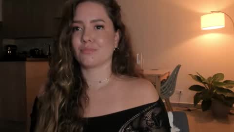 Sophie 3 online show from 10.27.25