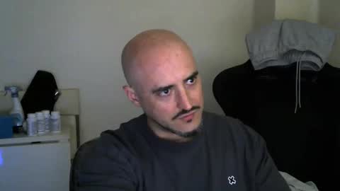 Snapshot of srtramposo chatting on 06.05.26 srtramposo online show from 06.05.26