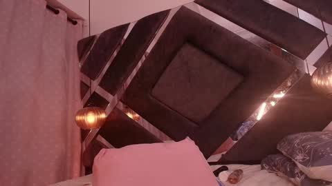 Snapshot of ss_samantha chatting on 01.26.25 samantha online show from 01.26.25