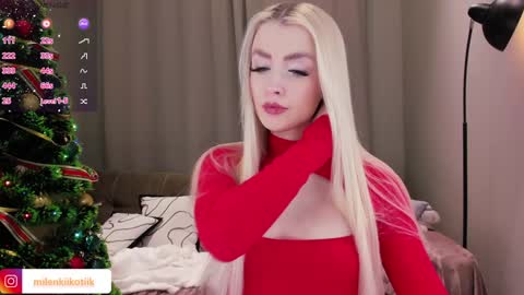 Alexandra online show from 01.04.25