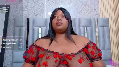 Snapshot of ssbbwmoomy chatting on 05.12.26 ssbbwmoomy online show from 05.12.26