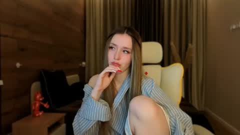 Chloe online show from 07.03.26