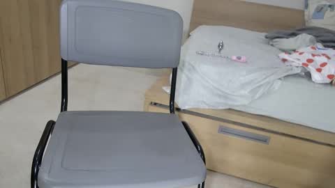 St Amor online show from 12.14.24