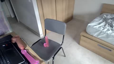 St Amor online show from 12.30.24