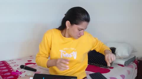 Snapshot of stacey_taylor7 chatting on 12.02.24 stacey_taylor7 online show from 12.02.24