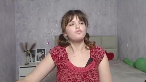 Snapshot of staceylex chatting on 01.27.25 Stacey online show from 01.27.25