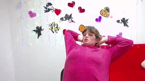 Snapshot of staceylex chatting on 02.09.25 Stacey online show from 02.09.25