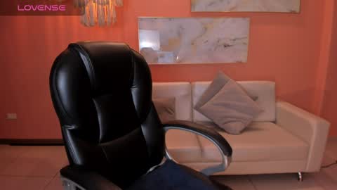 Stacy Woods online show from 12.23.24