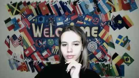 Snapshot of stacy_gr chatting on 11.11.25 Stacy online show from 11.11.25