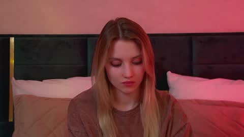 StacyEvances online show from 04.25.26