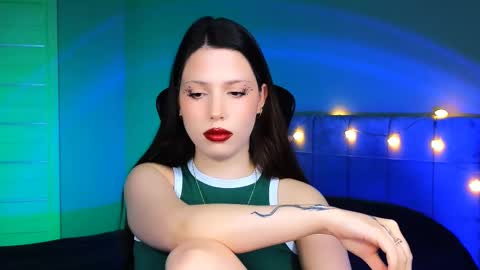 Snapshot of stacygonzales_ chatting on 02.22.25 Bye bye dear See you on December 3st online show from 02.22.25