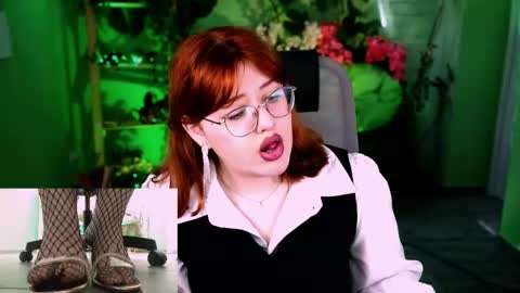 Snapshot of stacyjensen chatting on 04.21.26 Stasey online show from 04.21.26